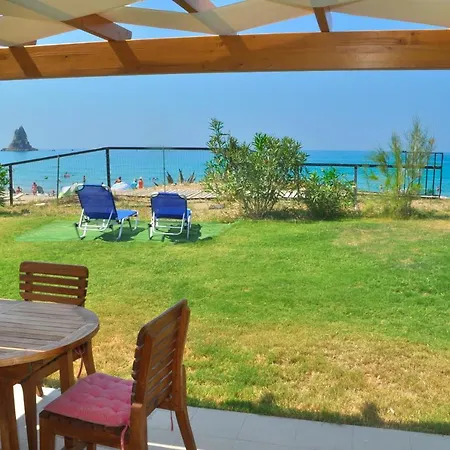 Feriehus Beachfront House Yannis On Agios Gordios In Corfu